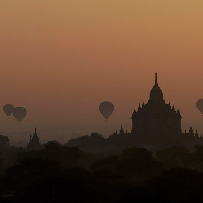 NewingerART: Detail of "Bagan balloons #2" (Dario Mitidieri, 2018)