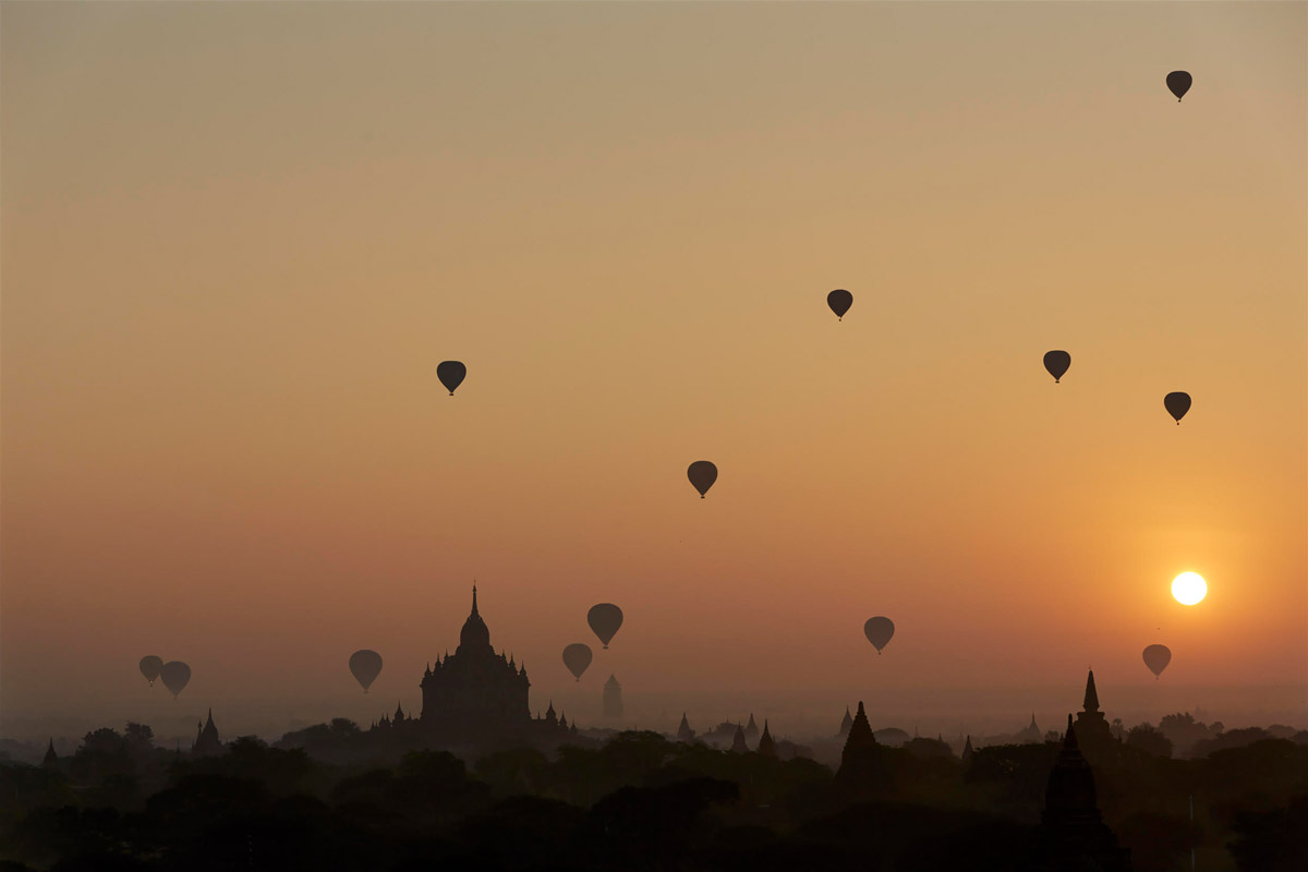 NewingerART: "Bagan balloons #2" (Dario Mitidieri, 2018)